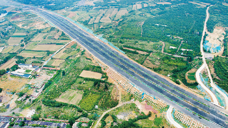 鹰城大道改建工程开启加速跑